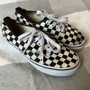 Girls checkered classic Vans